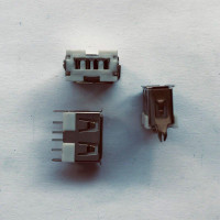 Купити Гніздо USB A монтажне пряме коротке Магазин радіоелектроніки та радіодеталей RELCOMA, радіоринок каталог Київ, Україна